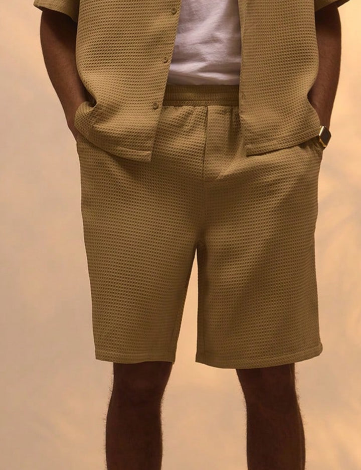Pantaloni scurți SHEIN, bej