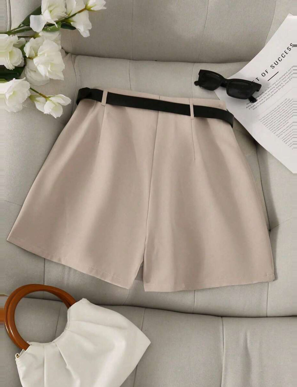 Pantaloni scurți Shein, bej