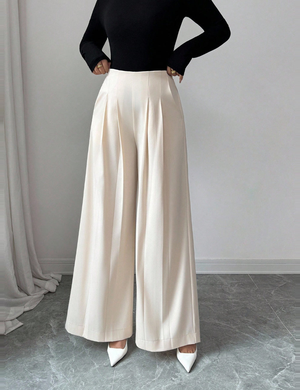 Pantaloni SHEIN, bej