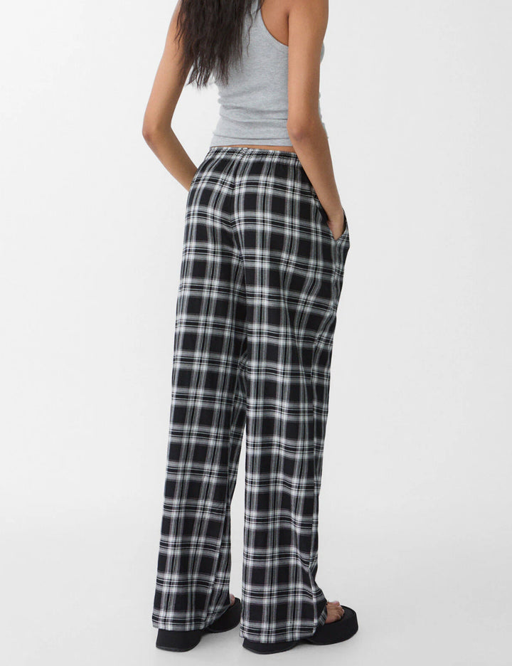 Pantaloni Stradivarius, mix culori