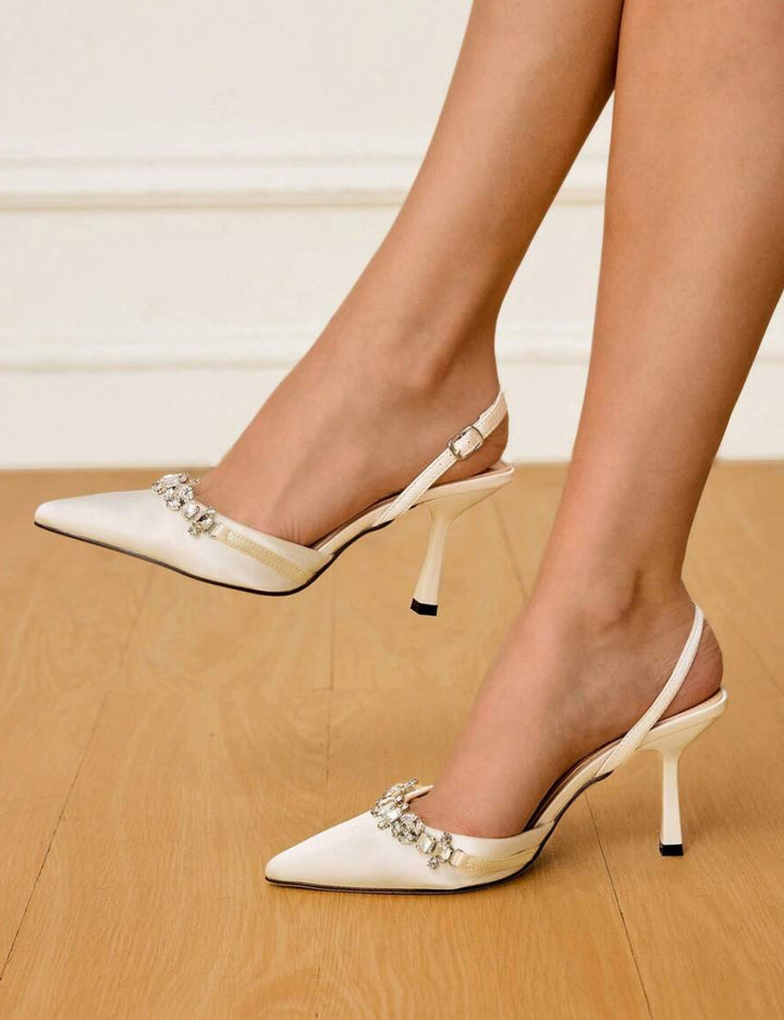Pantofi cu toc SHEIN, crem
