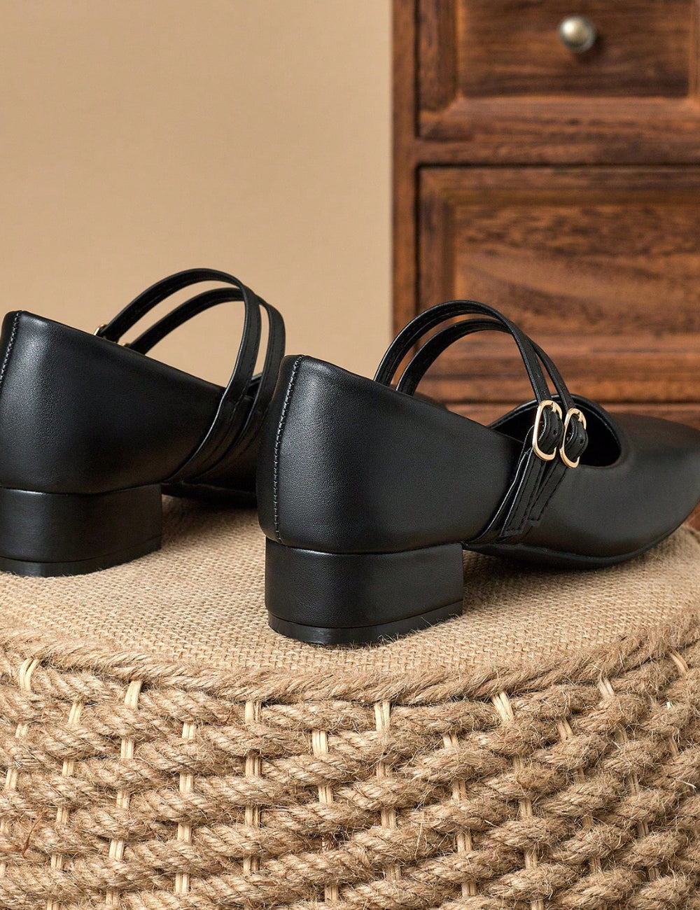 Pantofi cu toc SHEIN, negru