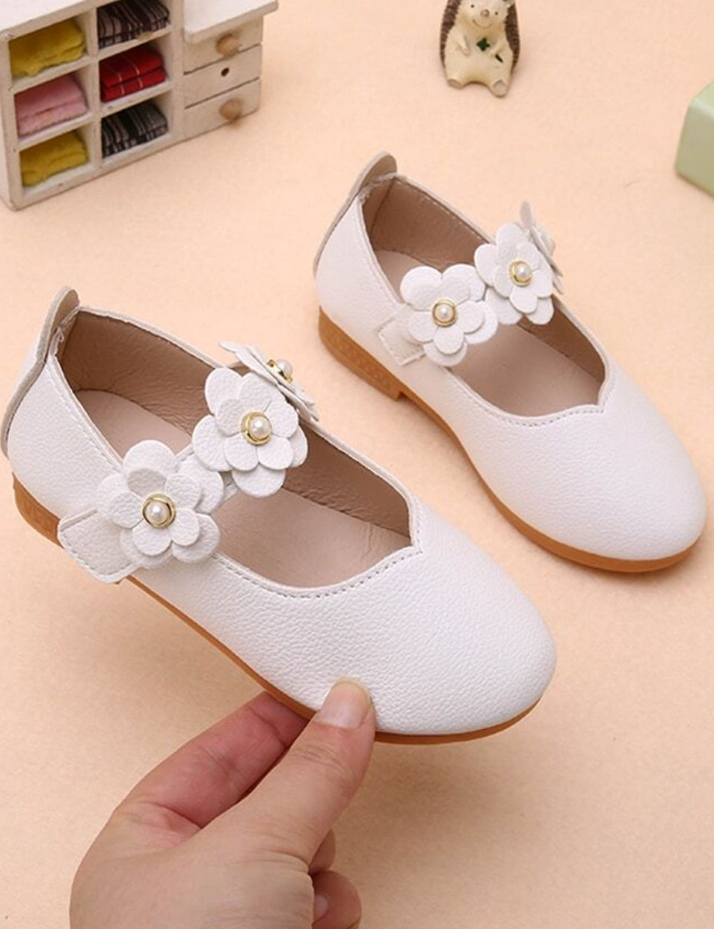 Pantofi Shein, alb