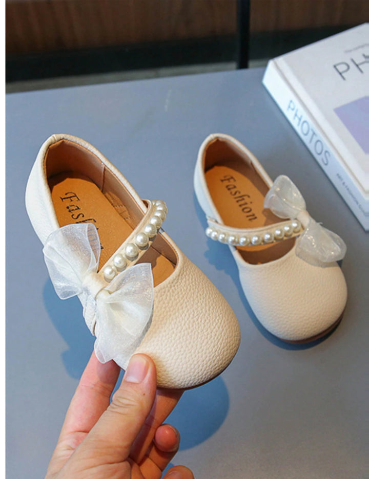 Pantofi Shein, crem
