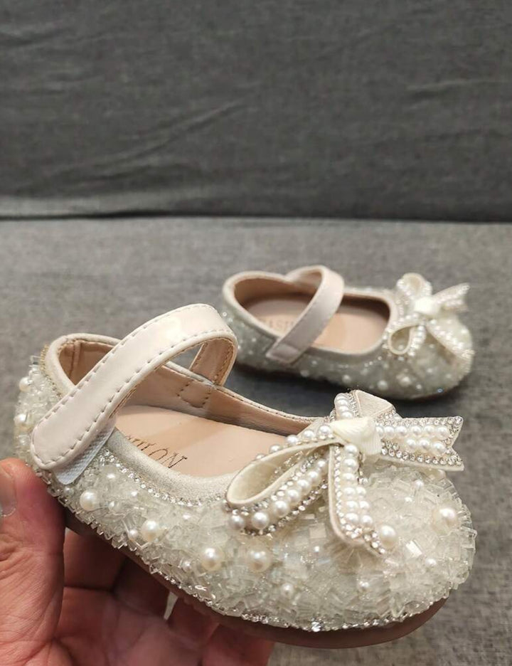 Pantofi Shein, crem