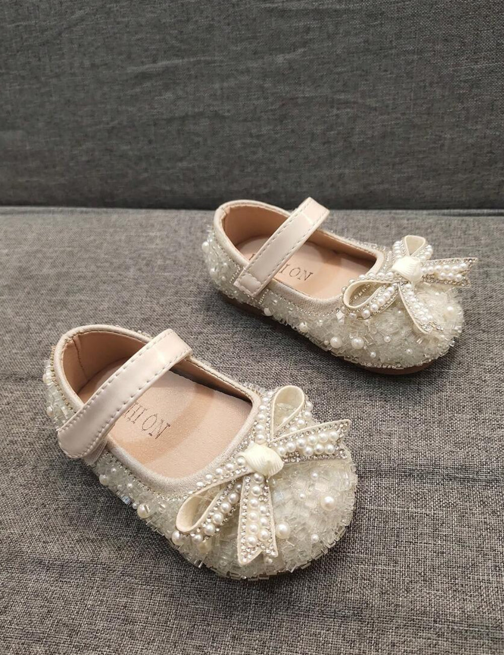 Pantofi Shein, crem