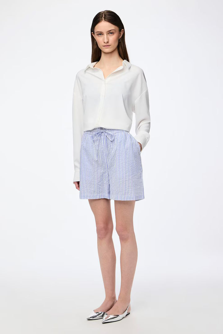 Pantaloni scurți PIECES, mix culori