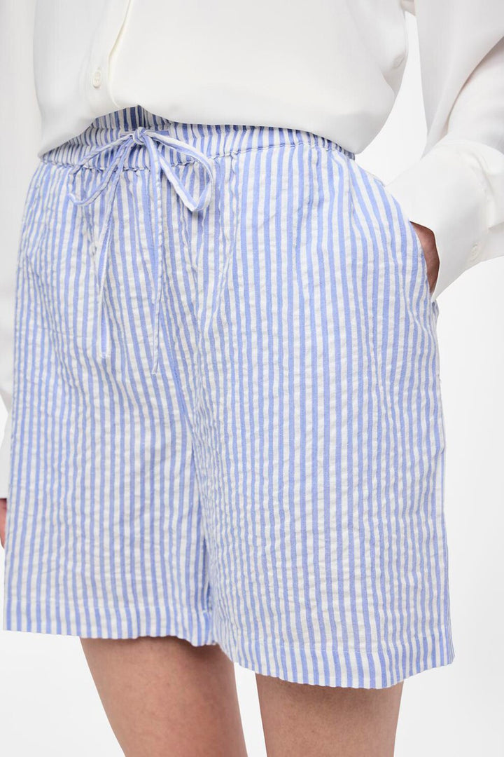 Pantaloni scurți PIECES, mix culori