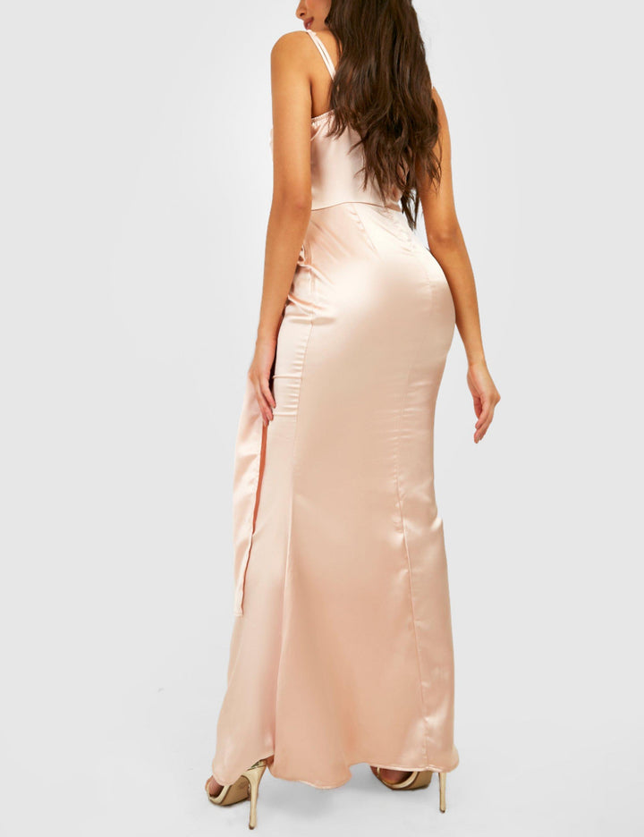 Rochie maxi Boohoo, piersica