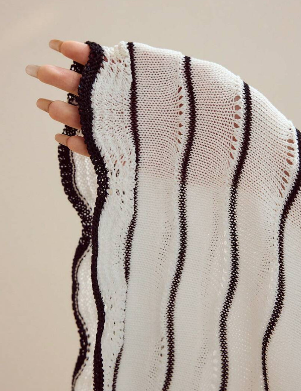Shein MOTF maxi ruha, krém