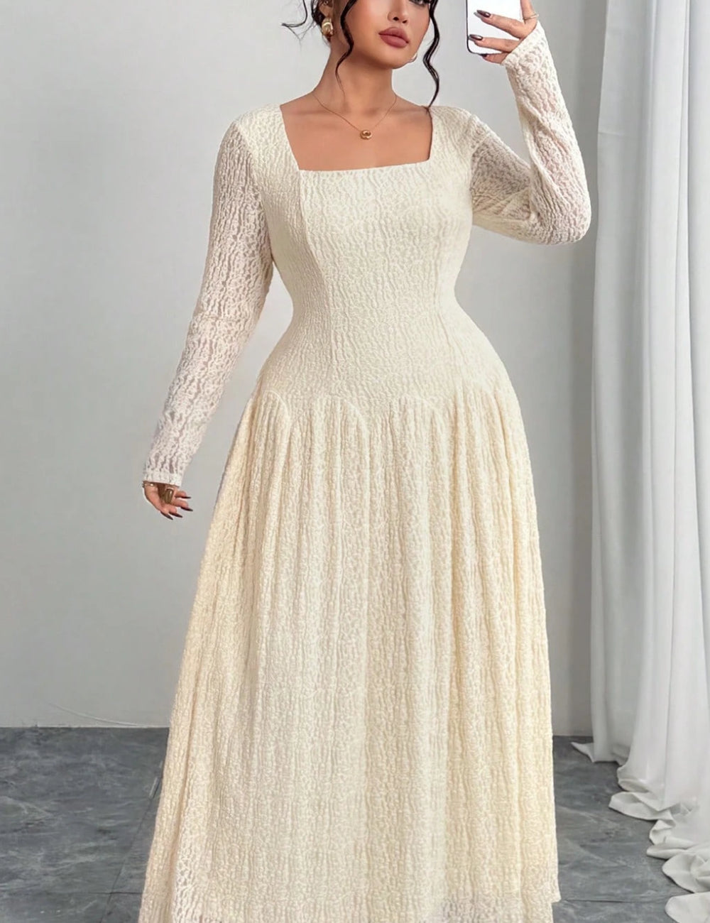 Shein Curve+ maxi ruha, krém