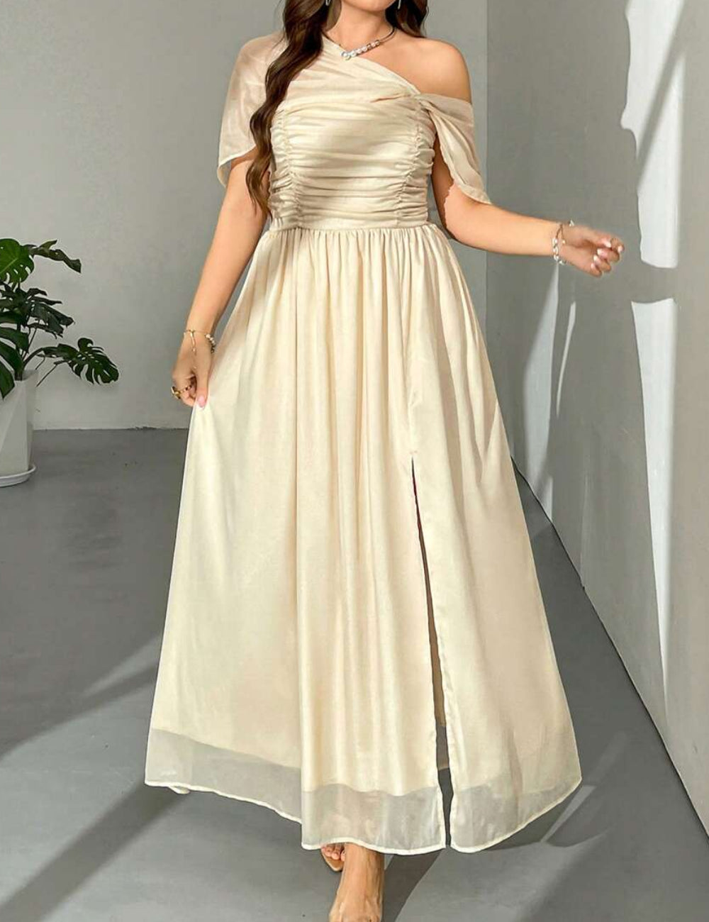 Rochie maxi Shein Curve+, crem
