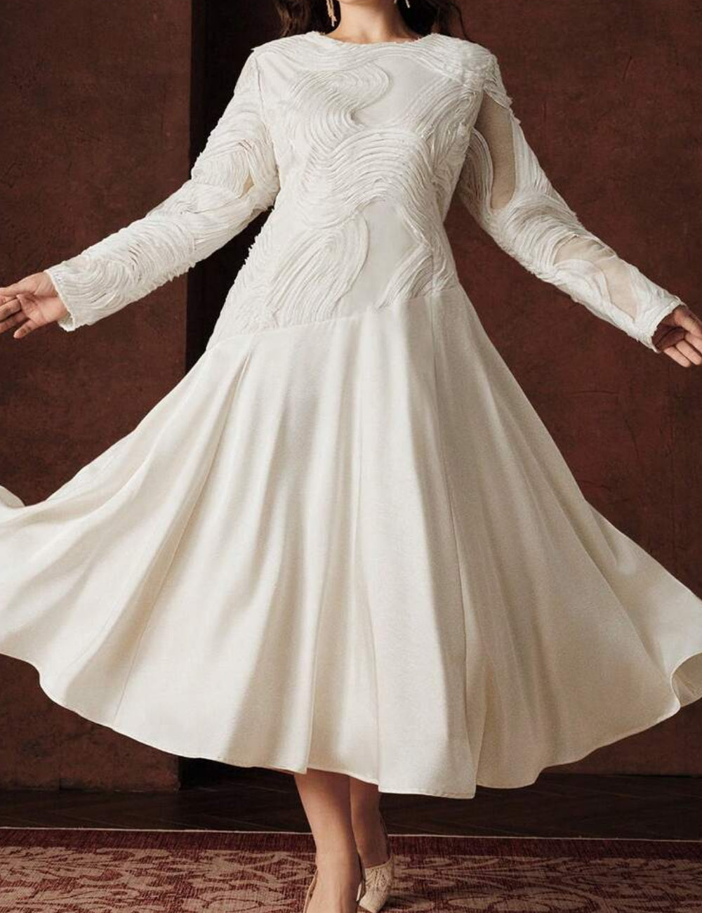 Shein Curve+ midi ruha, krém