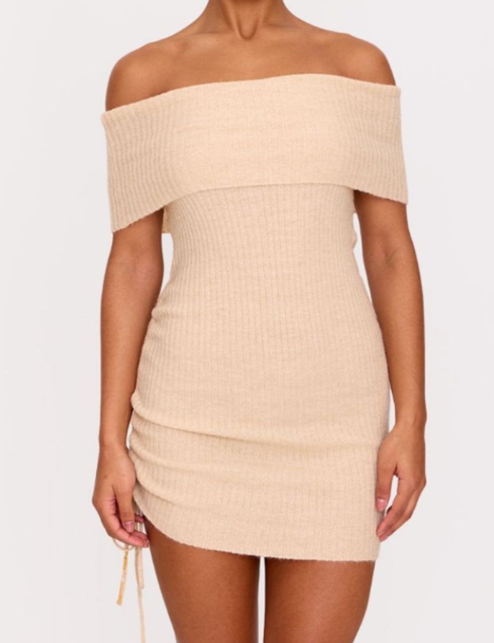 Rochie mini PRETTYLITTLETHING, bej