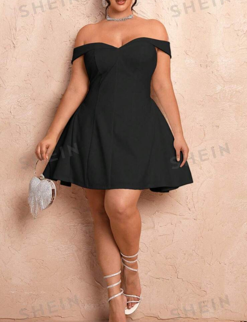 Shein Curve+ miniruha, fekete