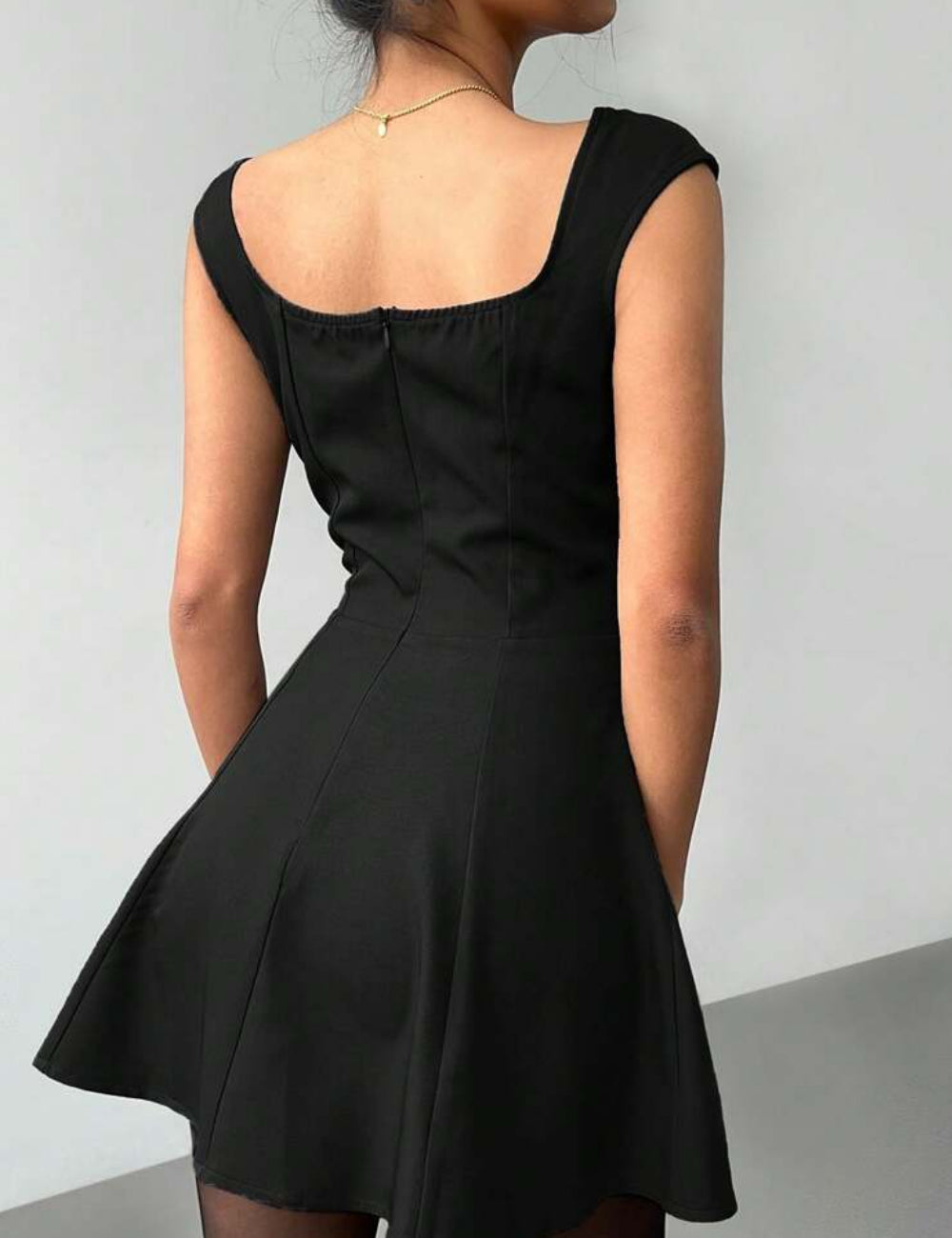 Shein mini ruha, fekete