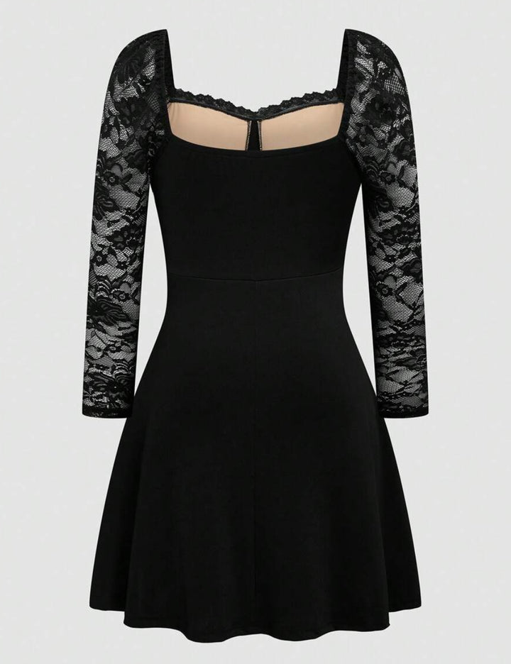 Shein Curve+ miniruha, fekete
