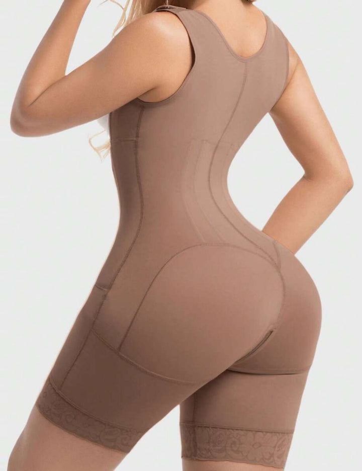 Salopetă modelatoare Shein, roz prafuit