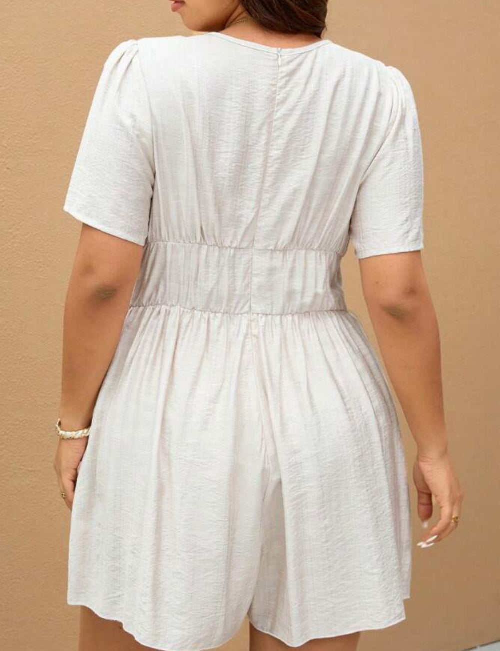 Shein Curve+ rövid jumpsuit, bézs