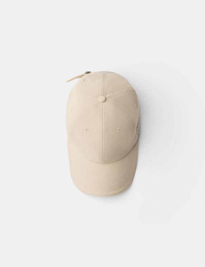 sapca Bershka, crem