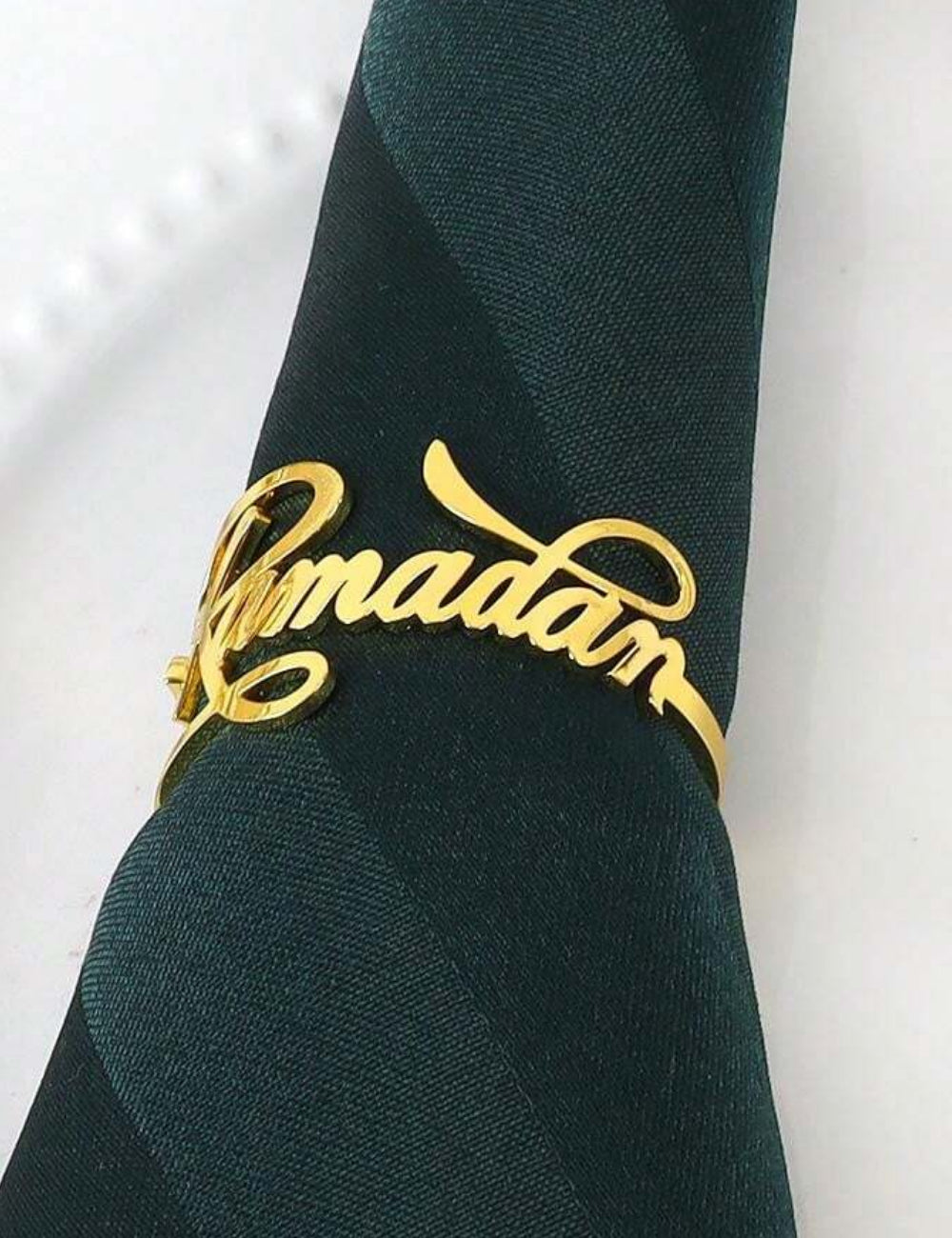 Set accesorii decorative Shein, auriu