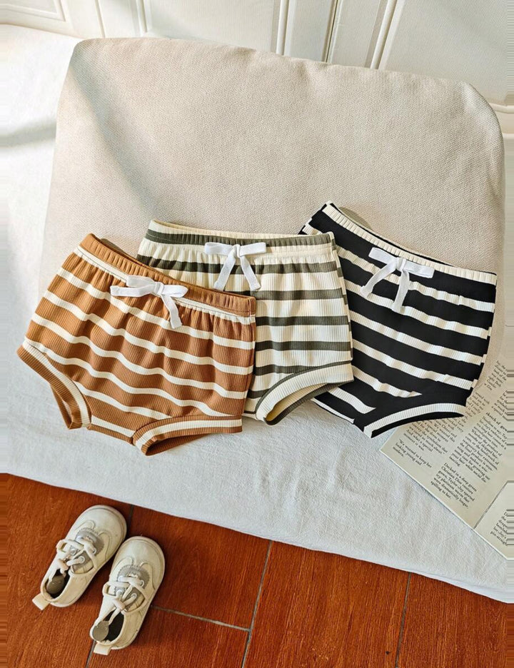 Set Pantaloni Scurți Shein, mix culori