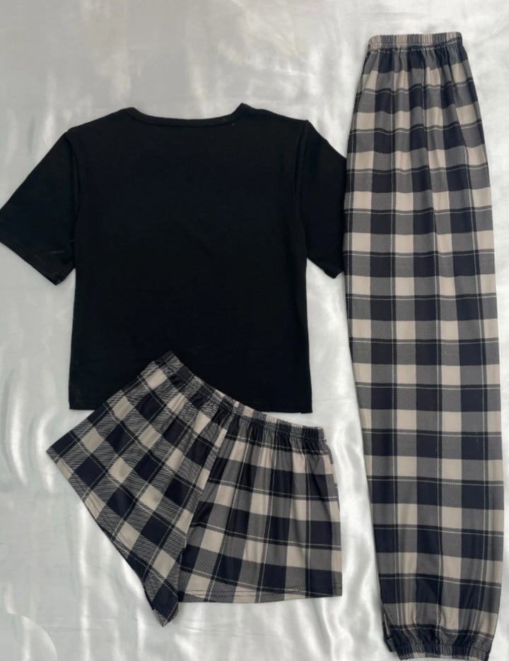 Set pijamale Shein, mix culori