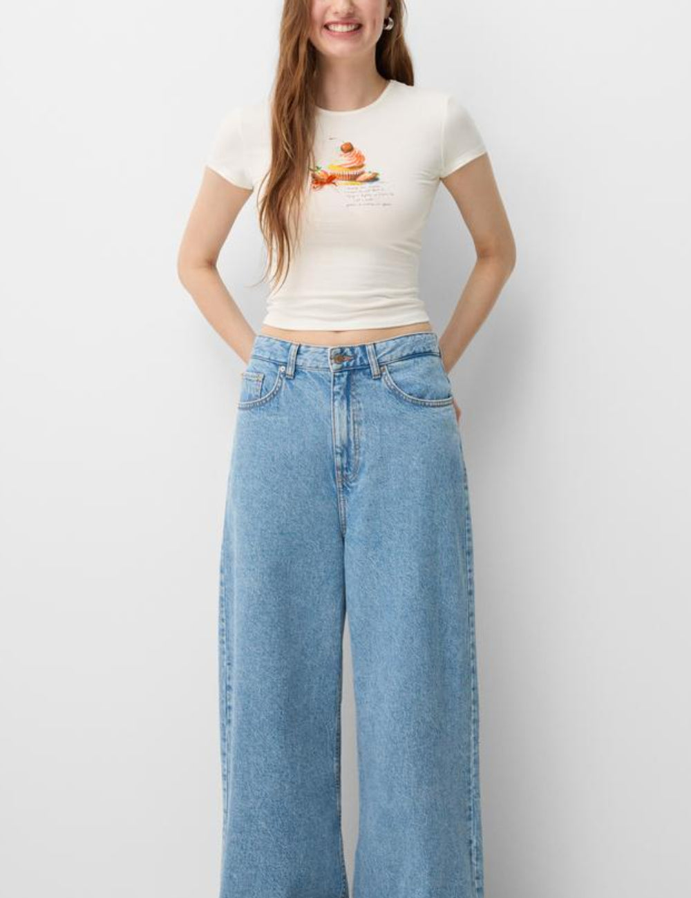 Top Bershka, alb