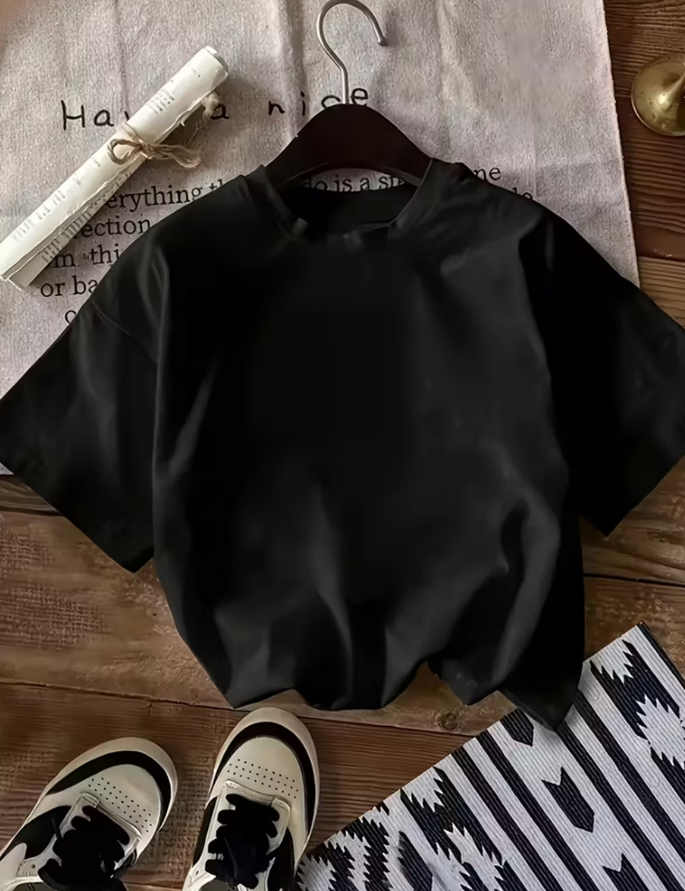 Shein, fekete póló
