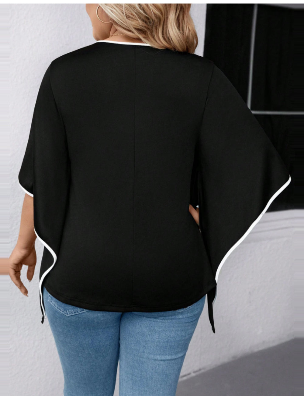 Shein Curve+ póló, fekete