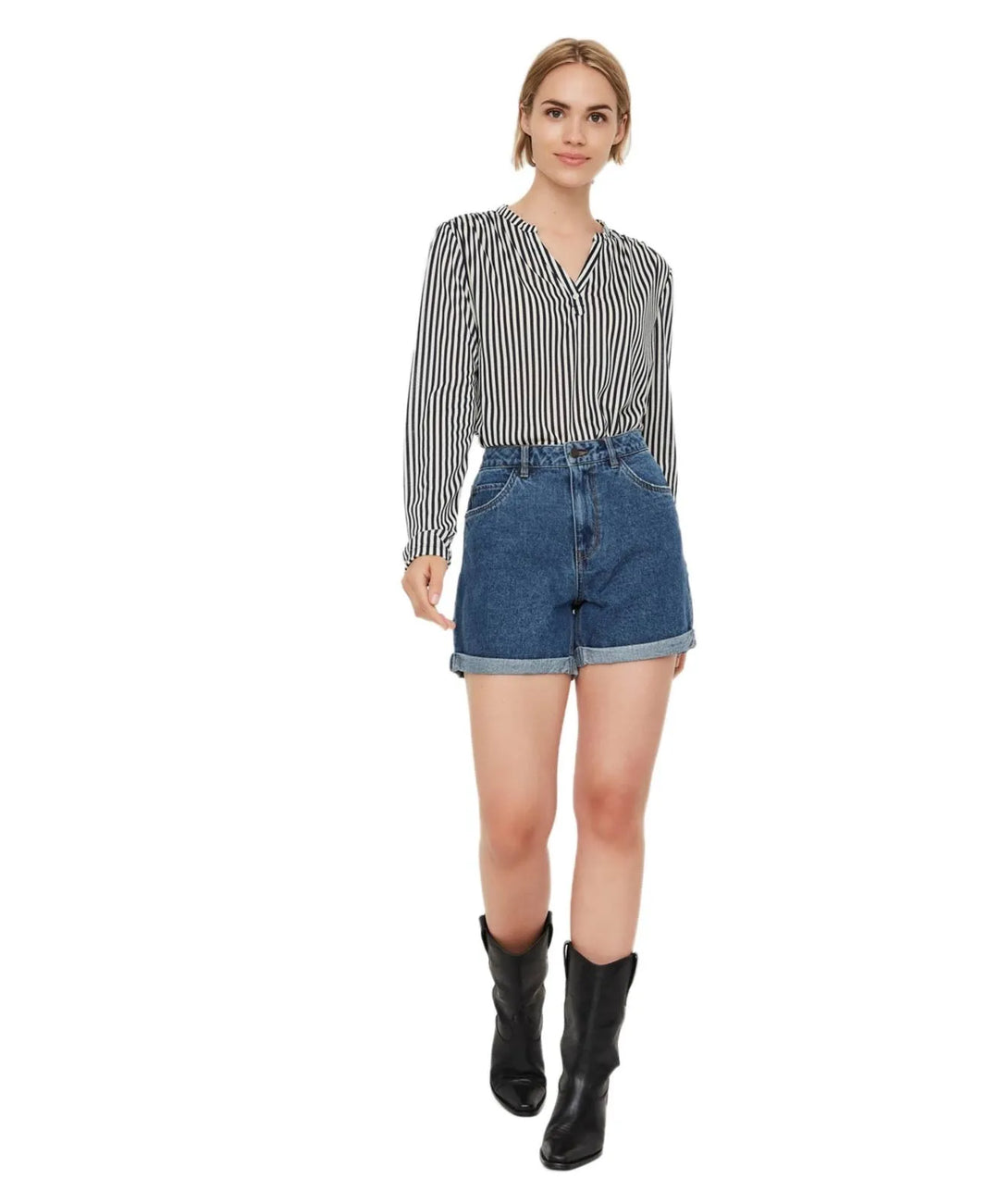 Pantaloni scurți VERO MODA, albastru