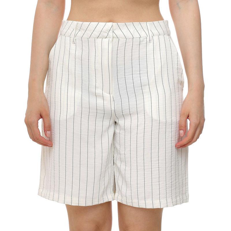 Pantaloni scurți VERO MODA, crem