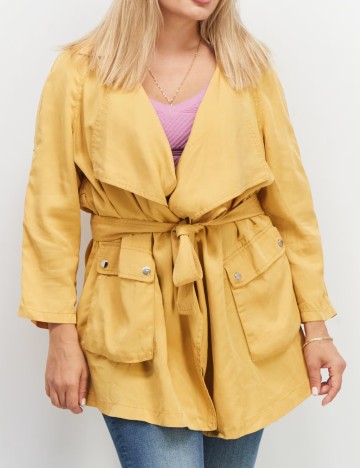 Trench scurt Vero Moda, galben