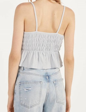 Top Bershka, albastru deschis