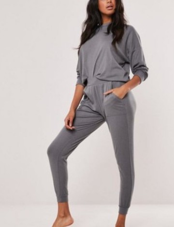 Compleu Missguided, mov