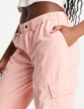 Pantaloni cargo ASOS, roz