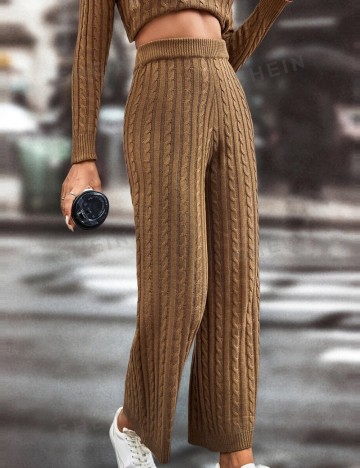 Pantaloni Shein, maro