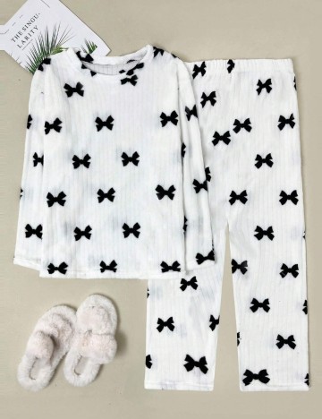 Compleu pijamale Shein, alb