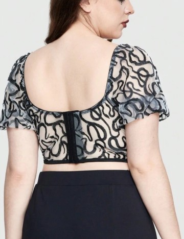 Top Shein Curve+, mix culori