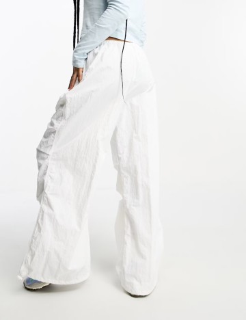 Pantaloni ASOS, alb
