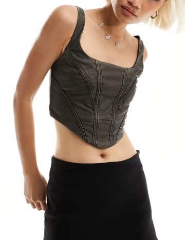 Top Stradivarius, maro