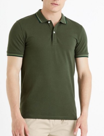 Tricou polo Celio, kaki