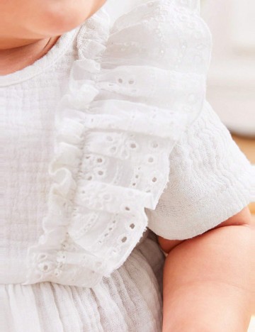 Body baby Shein, alb