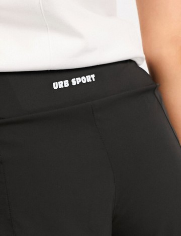 Pantaloni scurți Urban Threads, negru
