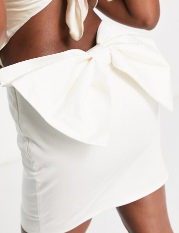 Fustă mini ASOS, crem