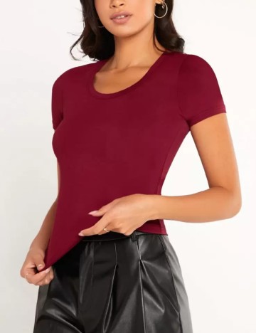Tricou Shein, vișiniu