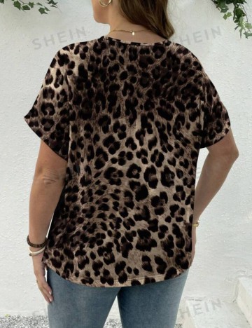 Tricou Shein Curve+, mix culori