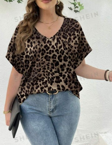 Tricou Shein Curve+, mix culori