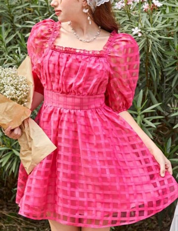 Rochie Shein, roz