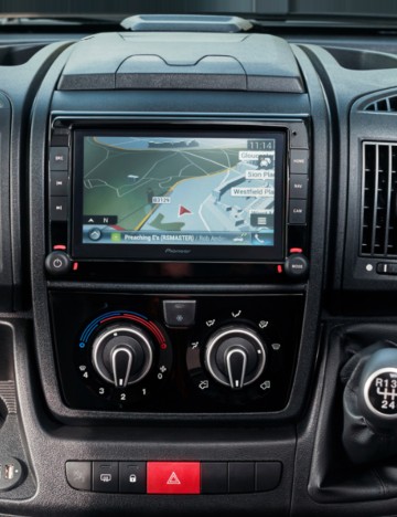 Navigatie auto android 2 DIN Pioneer, negru